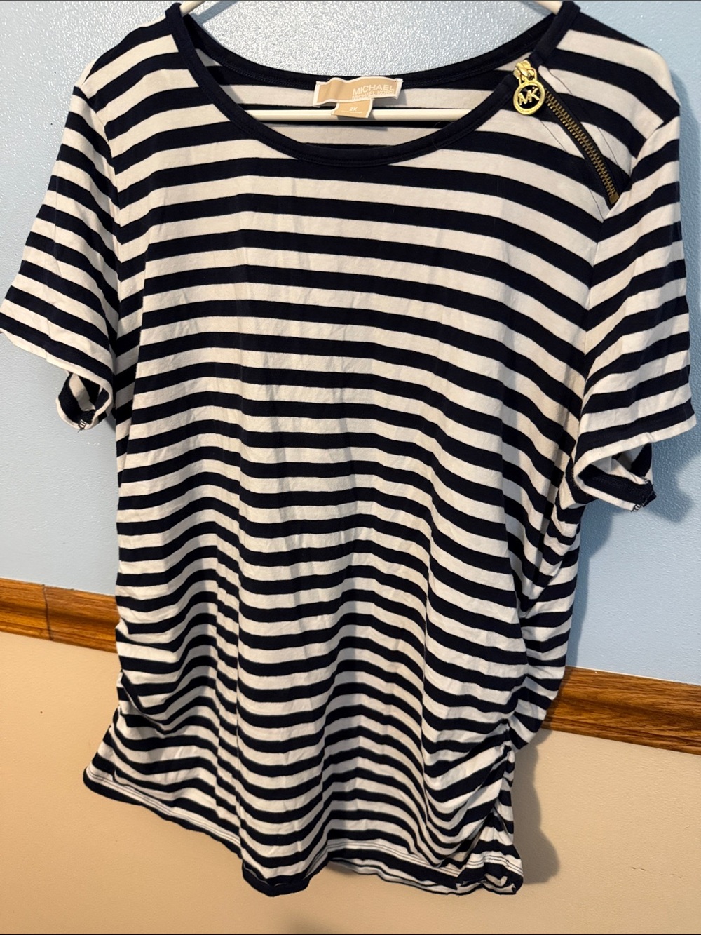 Michael Kors Black and White Striped Short Sleeve Tee with Zip Accent Size 2X